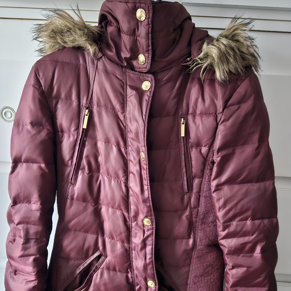 Burgundy puffer coat size Small